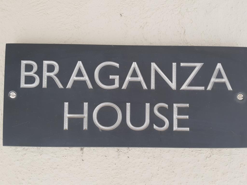 Braganza House Leilighet Portsmouth Eksteriør bilde